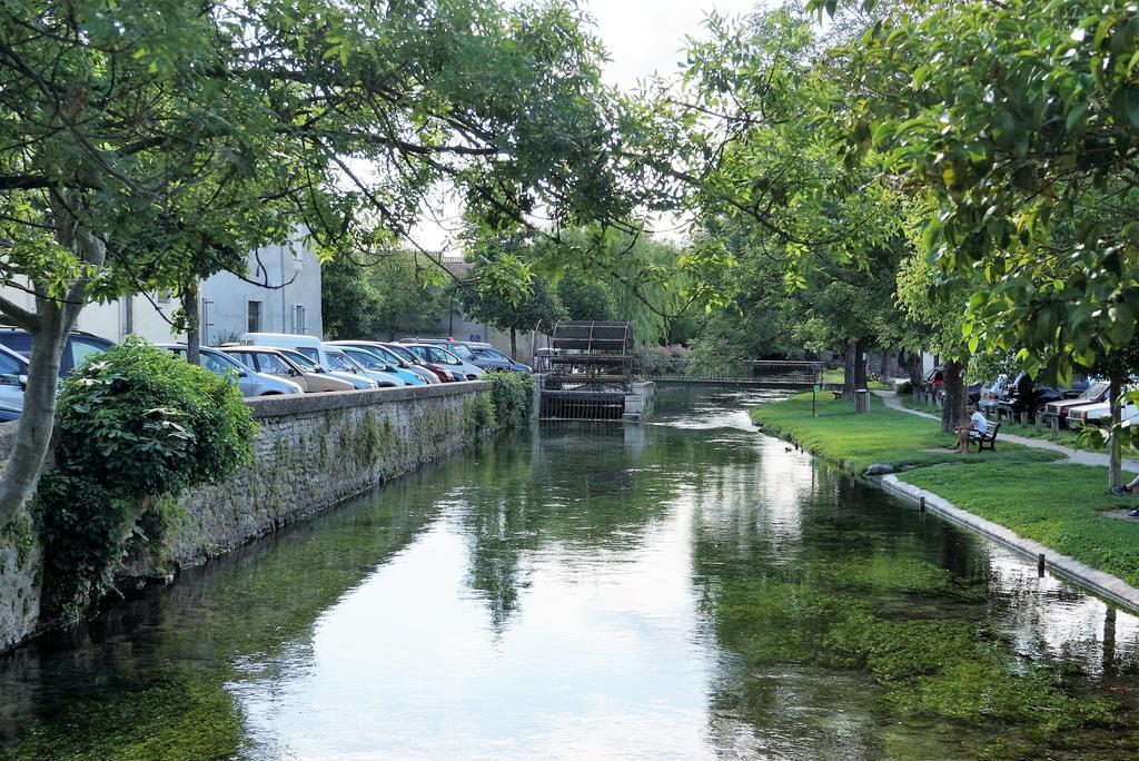 Colombe Apartman L'Isle-sur-la-Sorgue Kültér fotó